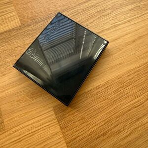 Suqqu eyeshadow palette